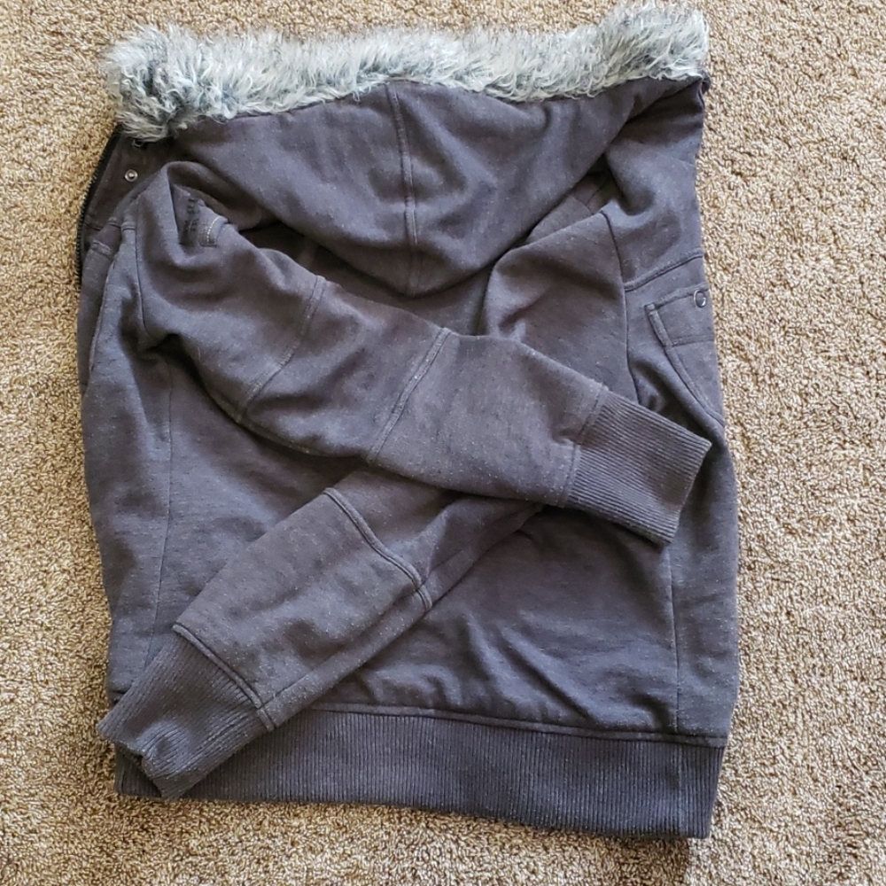 Light Jacket - Picture 2 of 2